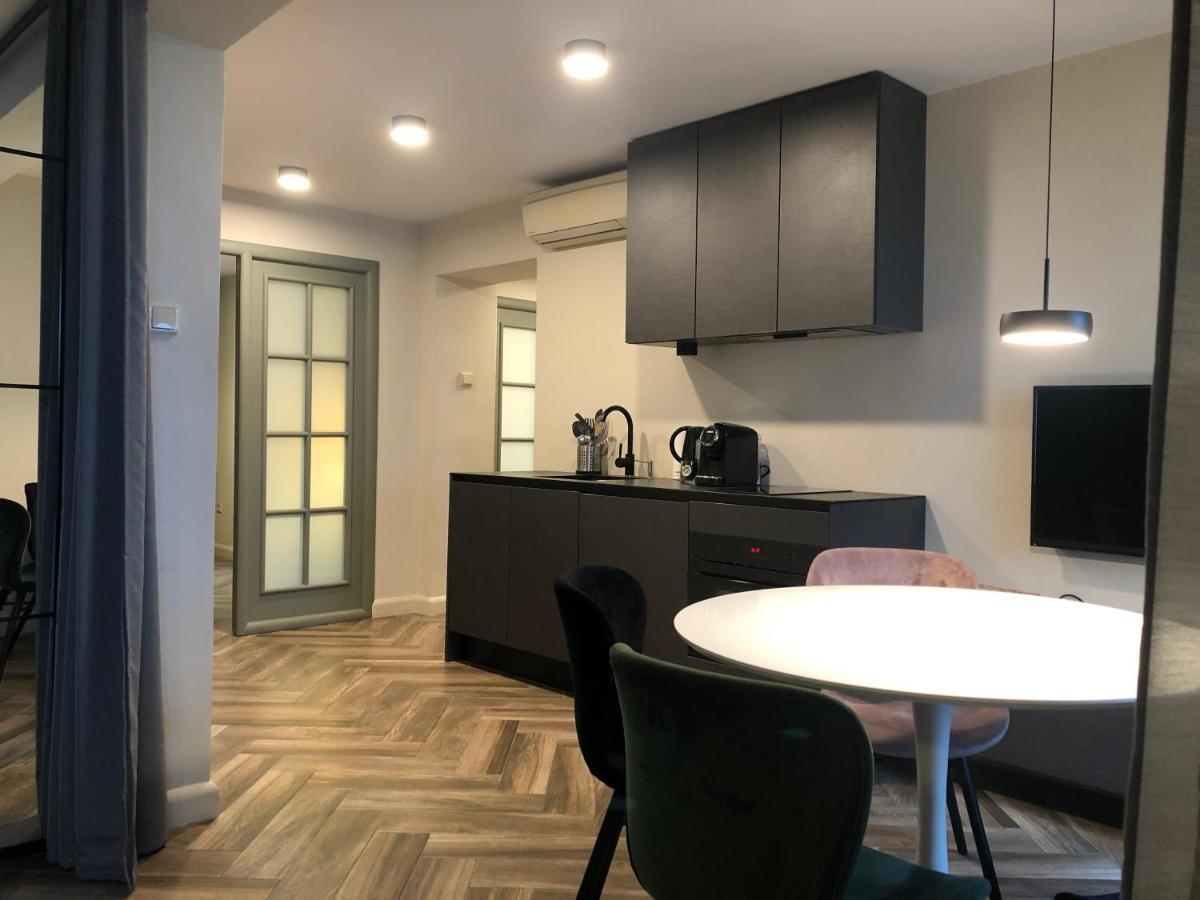 Arte-Locum Apartamenty Przy Rynku Wrocław Exteriör bild