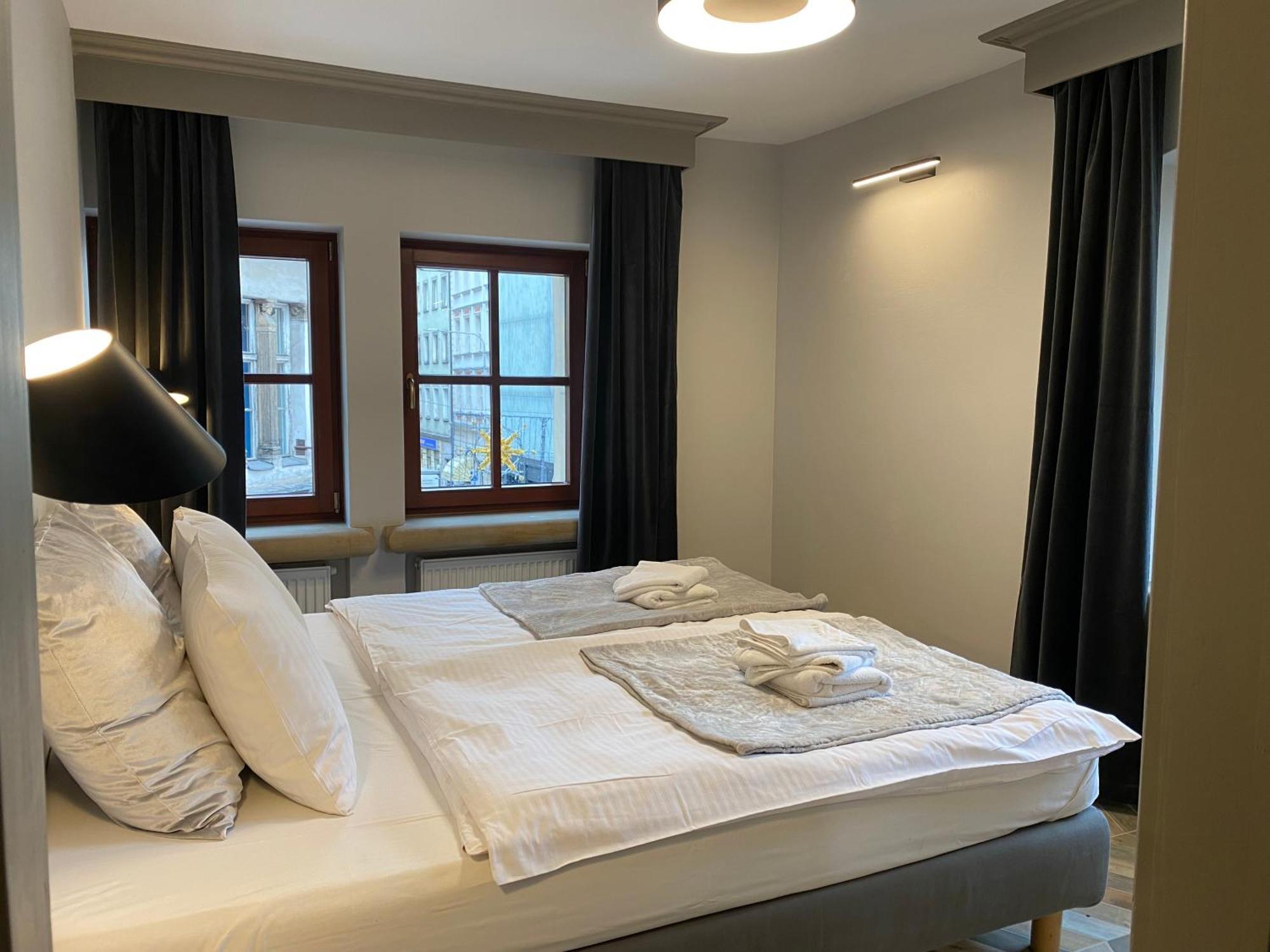 Arte-Locum Apartamenty Przy Rynku Wrocław Exteriör bild