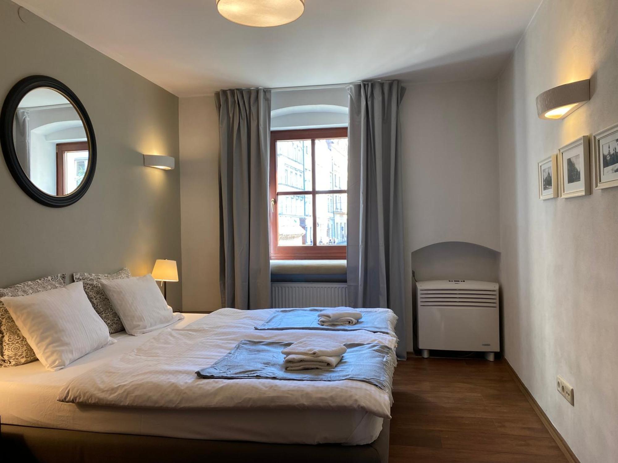 Arte-Locum Apartamenty Przy Rynku Wrocław Exteriör bild