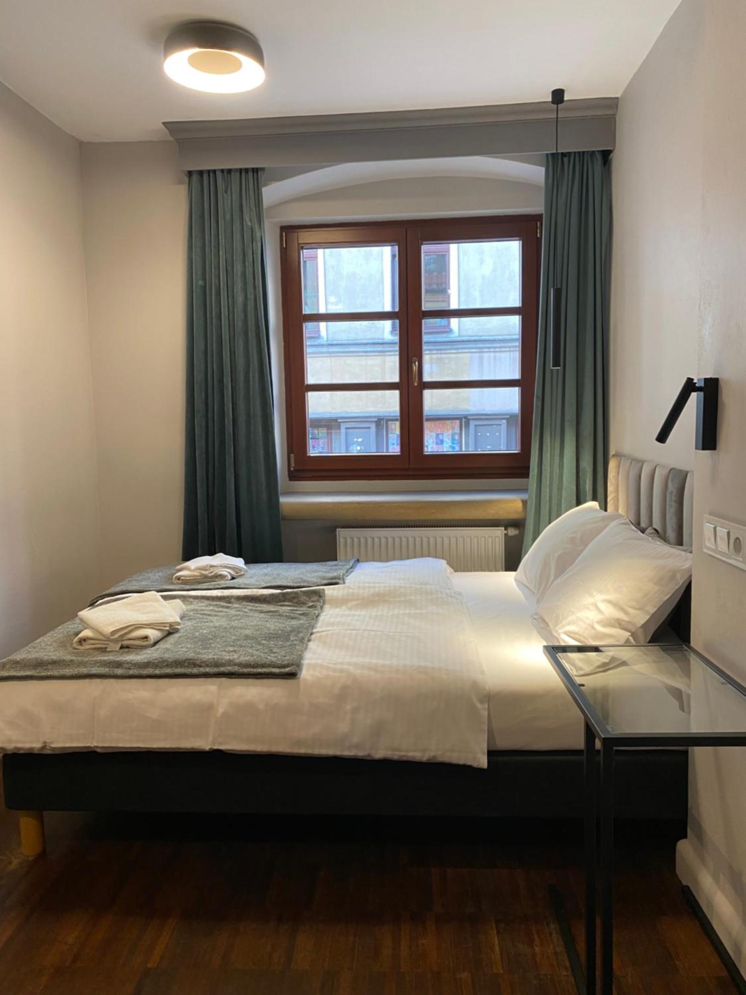 Arte-Locum Apartamenty Przy Rynku Wrocław Exteriör bild